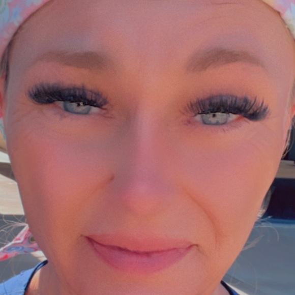 Meet your Posher, Ti - Picture 15 of 17